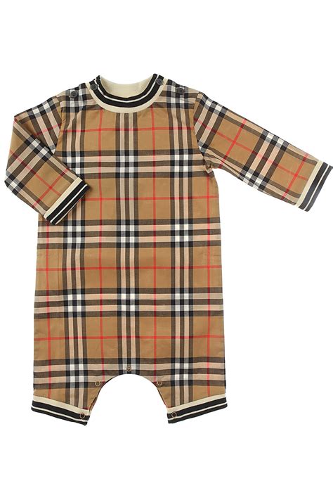 vêtement de marque bébé burberry|Burberry newborn.